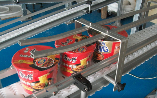 自由滾筒輸送機設備有哪些優(yōu)勢？