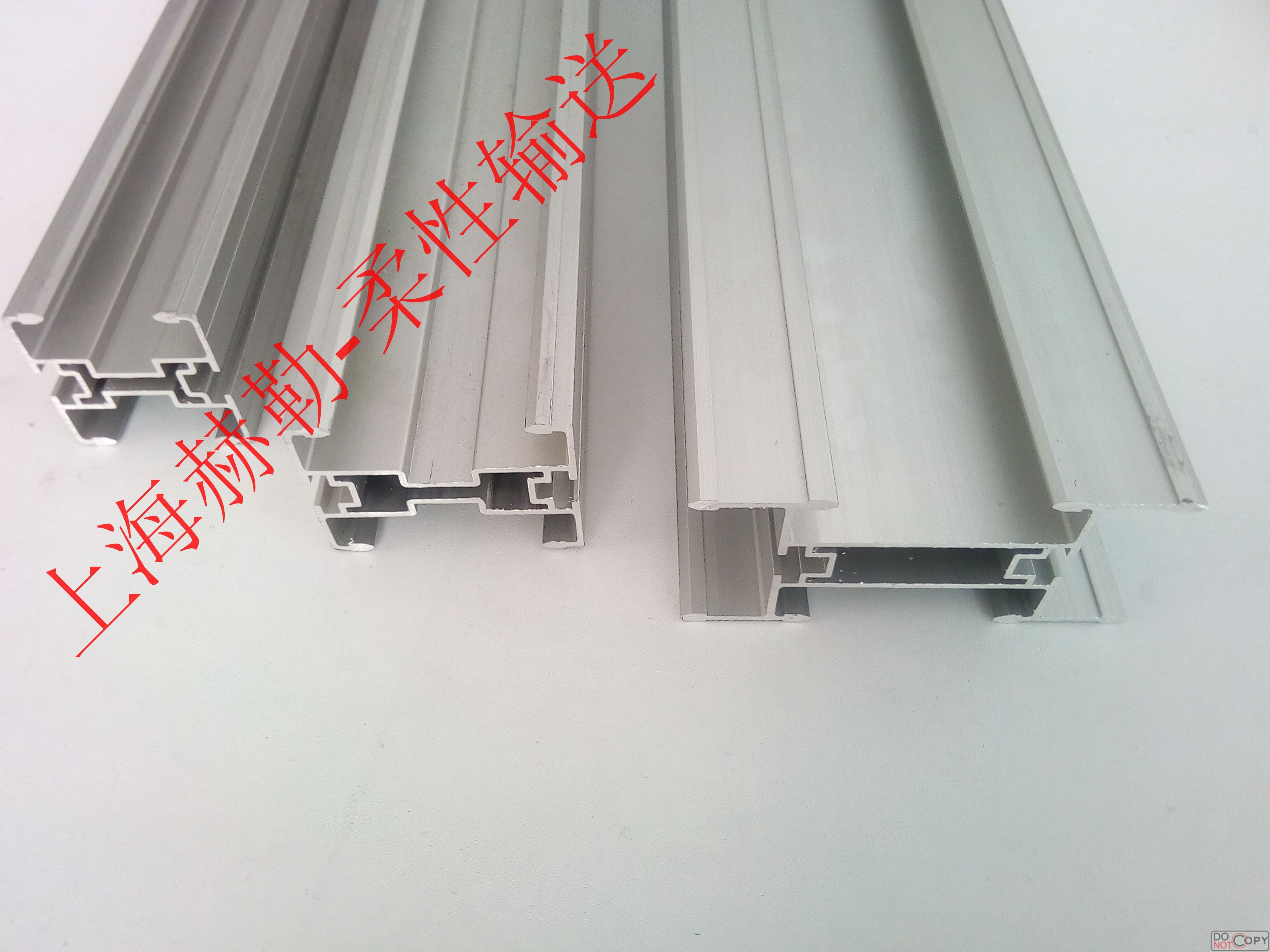 模塊式塑料網(wǎng)帶輸送機(jī)的特點(diǎn)、材質(zhì)級(jí)廠家