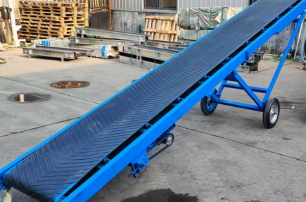 輸送機(jī) 輸送機(jī)
